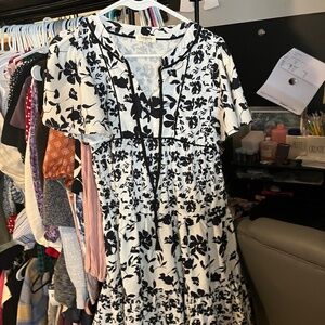 Black and white floral print UMGEE dress size M